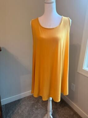LARACE Mustard Yellow Sleeveless Swing Dress Medium